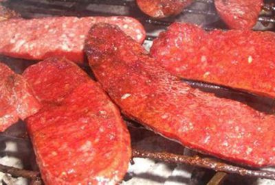 800 kilo sucuk, 350 kilo et çalıp mangal yaptılar