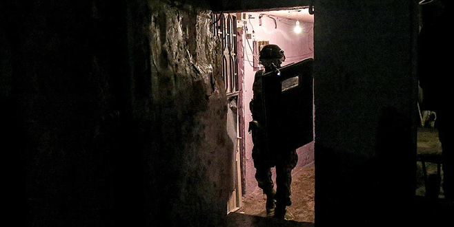 Adana’da terör operasyonu: 20 gözaltı