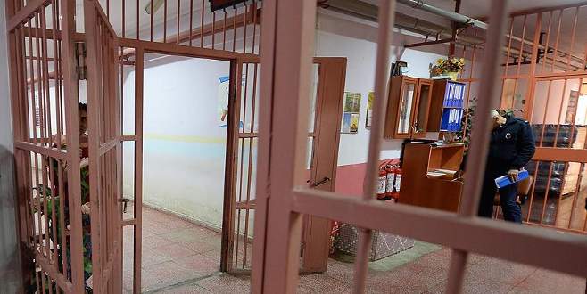 ‘FETÖ cezaevinde isyan için 300 bin lira teklif etti’