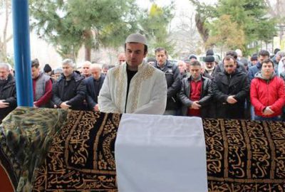 Bursa’da eşi tarafından öldürülen kadın toprağa verildi