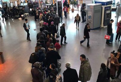 Bursa terminalinde tatil dönüşü güvenlik kuyruğu