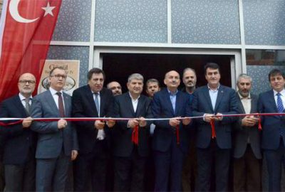 ‘Bakan Müezzinoğlu Abdal Kültür Merkezi’ni açtı’