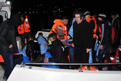 Ege’de mülteci botu alabora oldu: 1 ölü