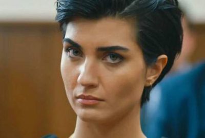 Karavanından çıkmıyor!