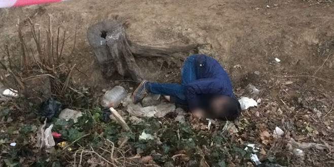 Bursa’da boş arazide erkek cesedi bulundu