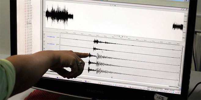 Çanakkale’de korkutan deprem! Bursa’da da hissedildi