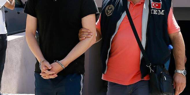 Bursa dahil 12 ilde FETÖ operasyonu: 24 asker gözaltına alındı