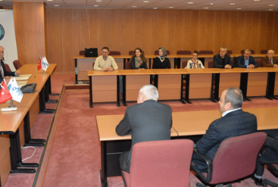 Öncü’den öğretmen adaylarına burs