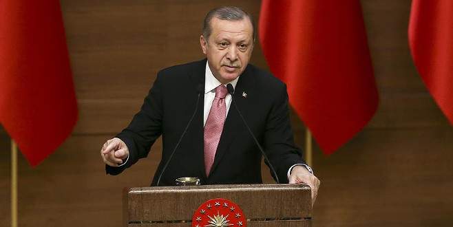 Erdoğan: ‘Cumhuriyetten geri adım atmaya çalışan karşısında beni bulur’