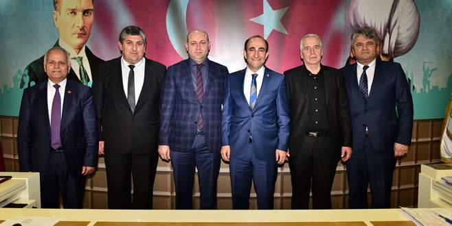 Yıldırım’a ‘dost’ ziyareti