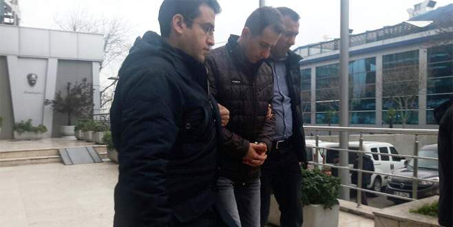 Önce çaldı sonra istifa etti…