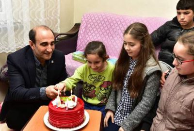 Başkan Edebali ev ev dolaşıyor