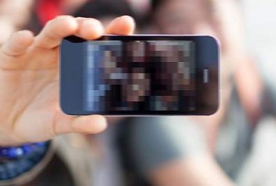 Özçekim yaparken çatıdan düştüler