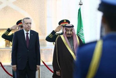 Cumhurbaşkanı Erdoğan resmi törenle karşılandı