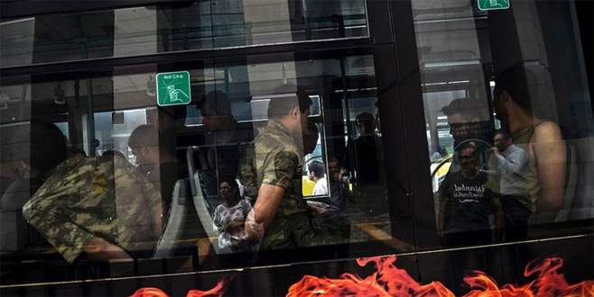 Türk subayları Hollanda’dan sığınma istedi