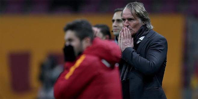 Galatasaray Riekerink’le yollarını ayırdı