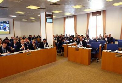 Milyonlarca kişiyi ilgilendiren teklif komisyondan geçti