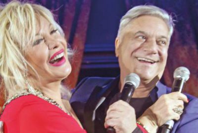 Sahnede ‘Aşkım Aşkım’