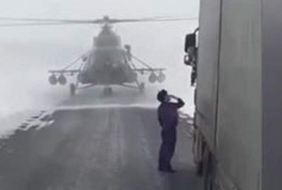 Askeri pilot gideceği yeri şoföre sordu