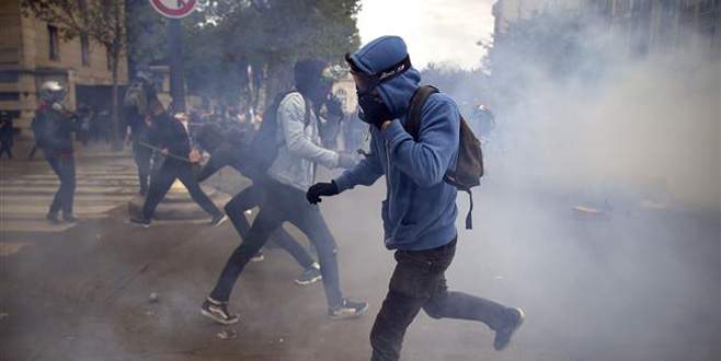 Fransa’da protestoya sert müdahale
