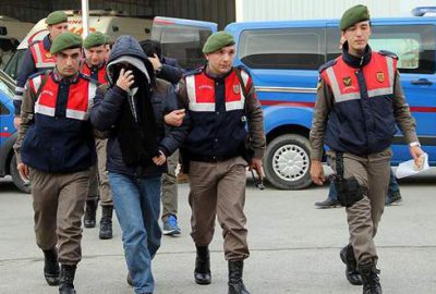 Firari FETÖ’cülerin akrabaları da sınırda yakalandı