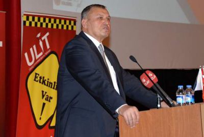 Üniversite vizyon verir, iş vermez