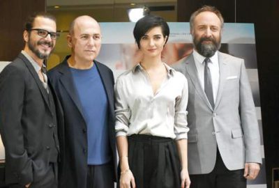 Ünlü olduklarını yeni anlıyorum