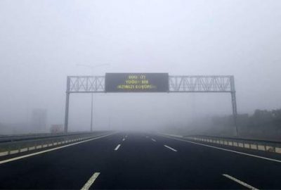 Bursa’da sis sürücülere zor anlar yaşattı