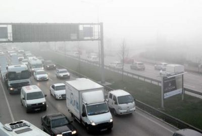 Bursa’da yoğun sis ulaşımı olumsuz etkiliyor