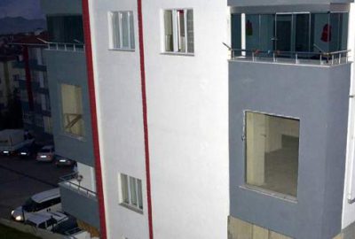 5 günlük evli kadın, eşiyle tartışınca 4’üncü kattan atladı