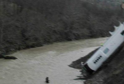 Tarım işçilerini taşıyan otobüs nehre uçtu: 18 ölü, 37 yaralı