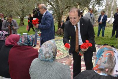 Kadınlar Günü’ne zeytinlikte kutlama