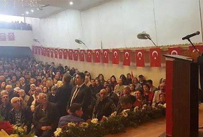 Özdağ ve Halaçoğlu’nun konuşacağı salonu bastılar