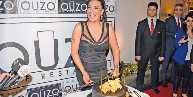 Herkes var, Demet yok