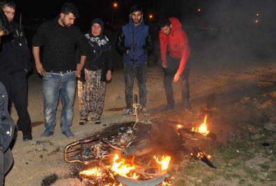 Bursa’da arkadaşı borcunu ödemeyince motosikletini ateşe verdi