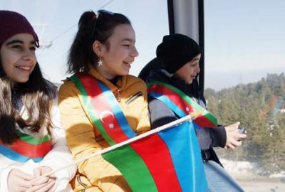 Yetim çocukların teleferik heyecanı