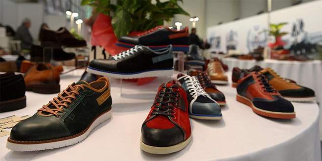 Ayakkabıcı, Rusya’da rakiplerine ‘pabuç bırakmadı’