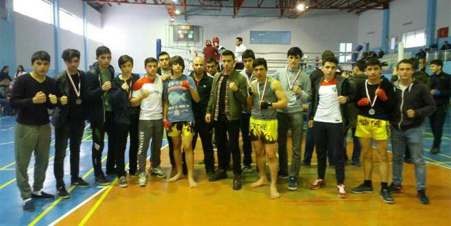 Kürsü mücadelesi nefes kesti