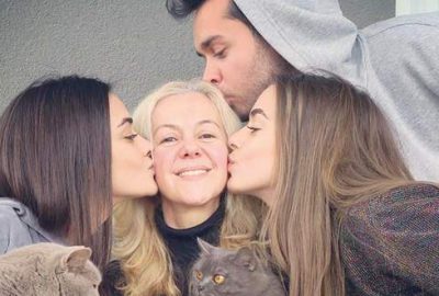 ‘İyi ki doğdun anne’