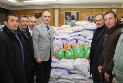 Belediyeden çiftçilere tohum ve bitki desteği