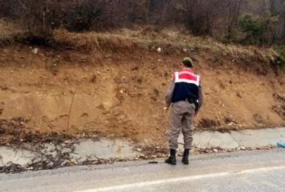 Bisikletle gezen çocuklar insan iskeleti buldu