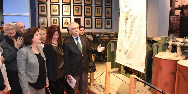 Tekstil Müzesi’nde dokuma ve gravür sergisi