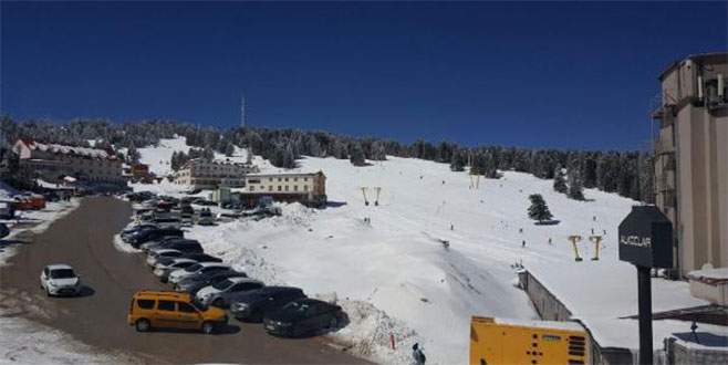 Uludağ’da kar kalınlığı 125 santime ulaştı