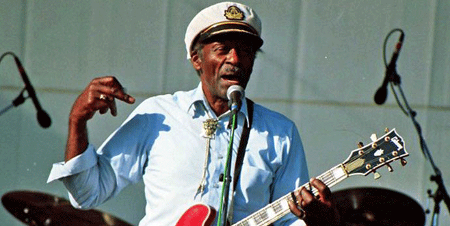 Efsane isim hayatını kaybetti!