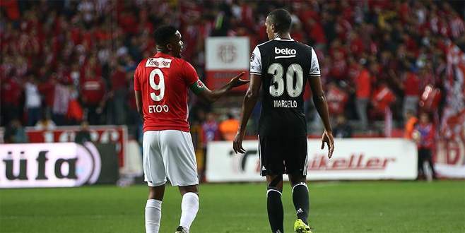 Beşiktaş, Antalyaspor ile berabere kaldı