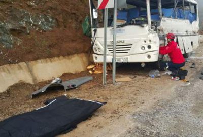 Bursa’da korkunç kaza: 2 ölü, 24 yaralı