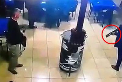 Pompalı tüfekle kahvehaneyi bastı