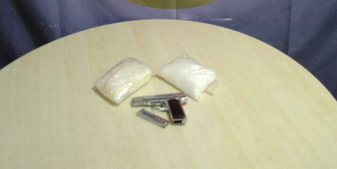 Bursa’da polisten kaçan şüpheliler kıskıvrak yakalandı