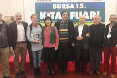 15. Bursa Kitap Fuarı'nda Bursalı şairler bir araya gelerek, Bursa