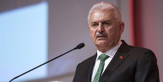 ‘Siyasette kadınların daha fazla olması lazım’